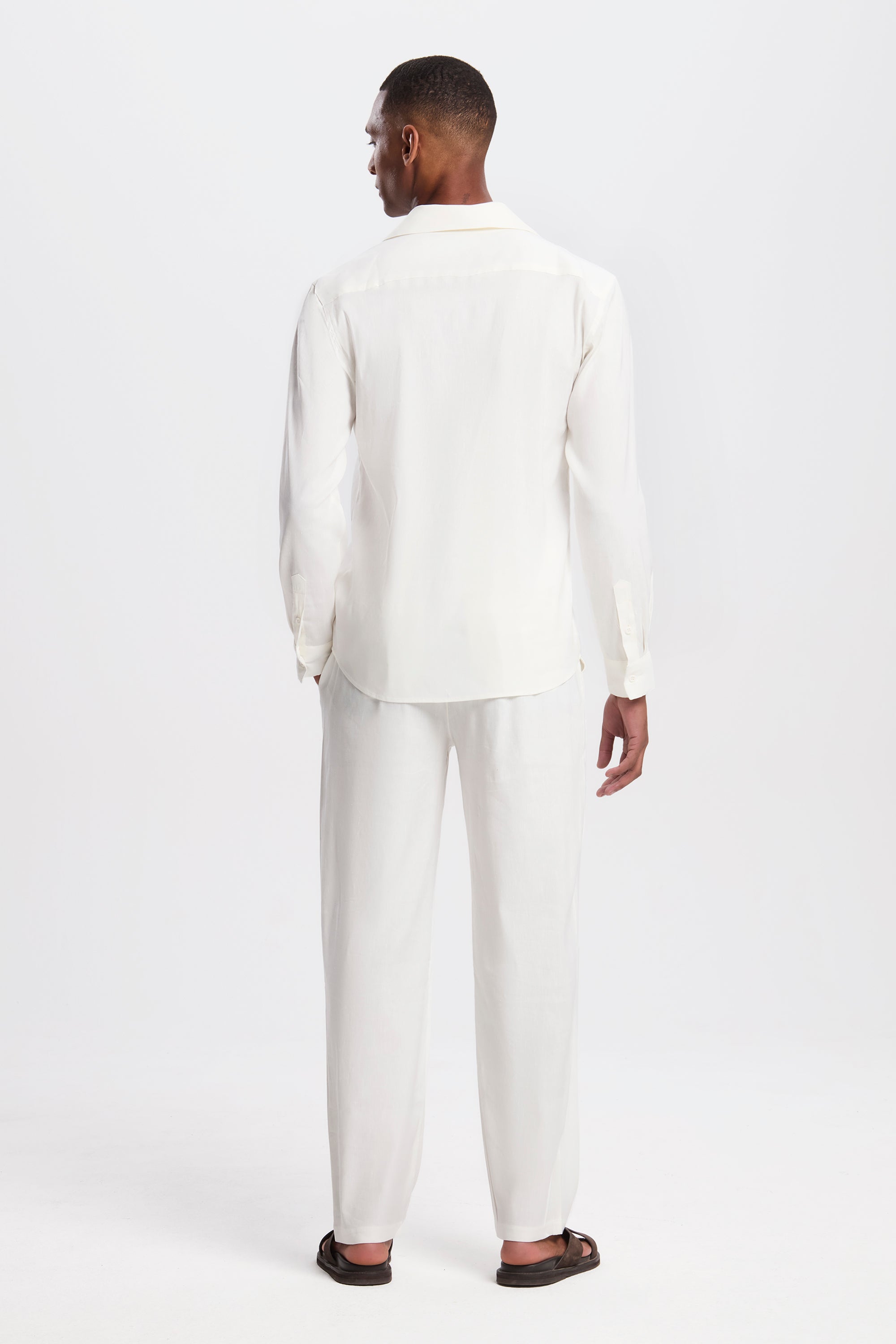 THE LINEN LS SHIRT