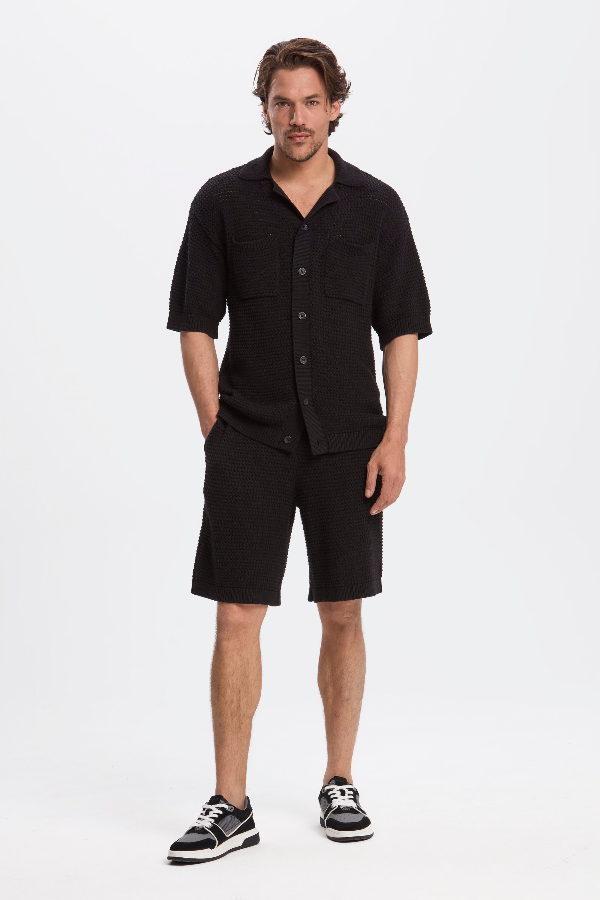 #color_Black