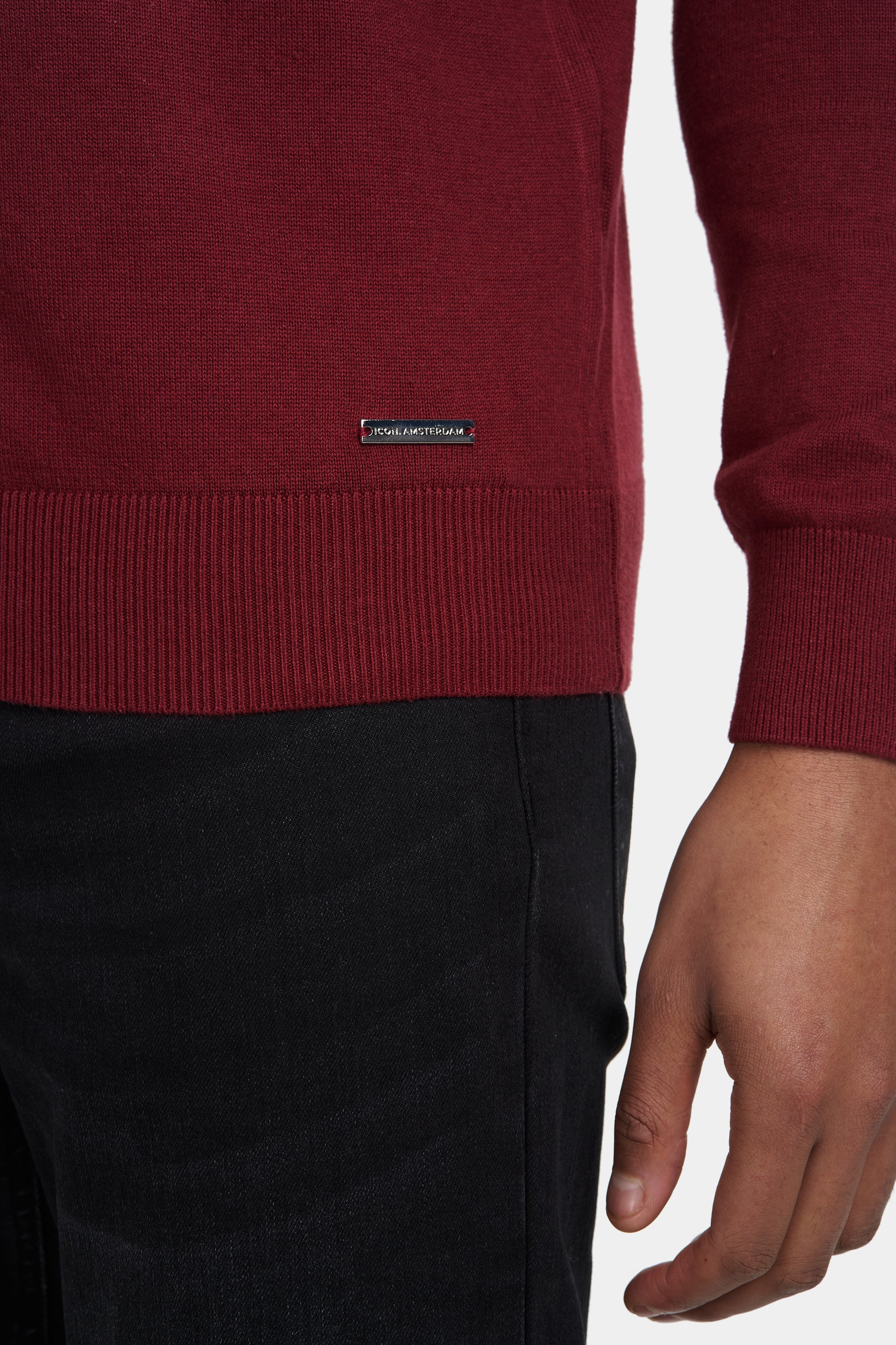 #color_Cordovan Red
