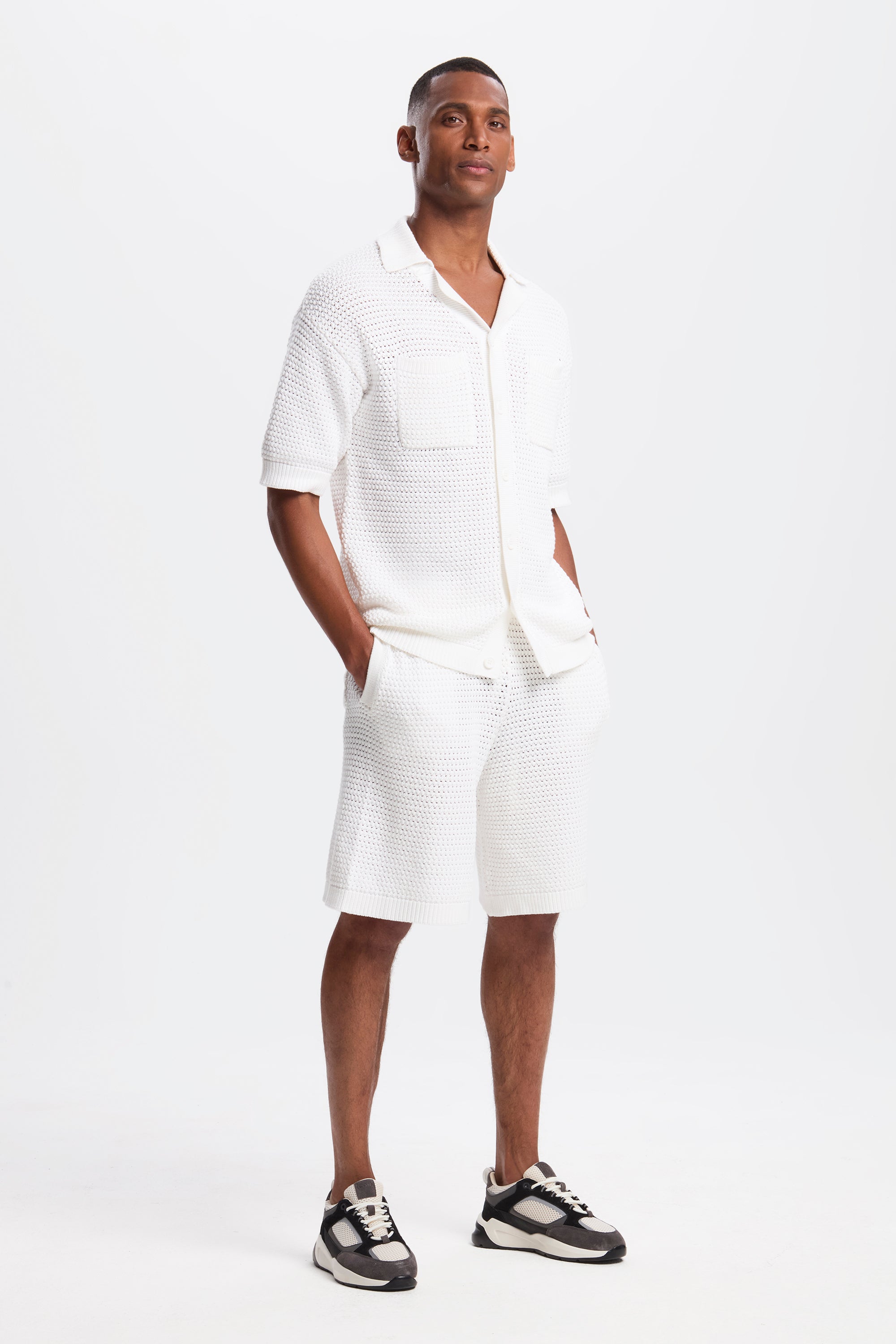 #color_White