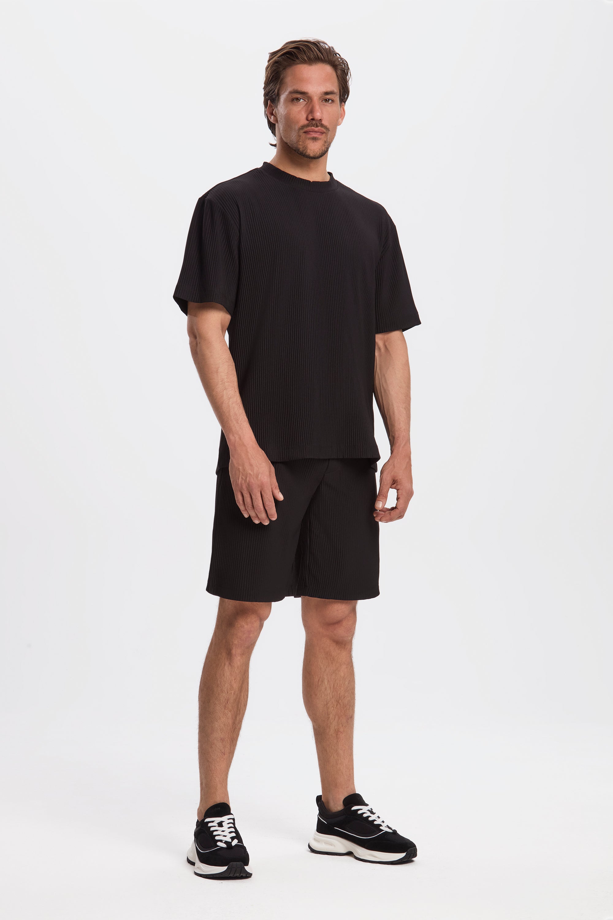 #color_Black