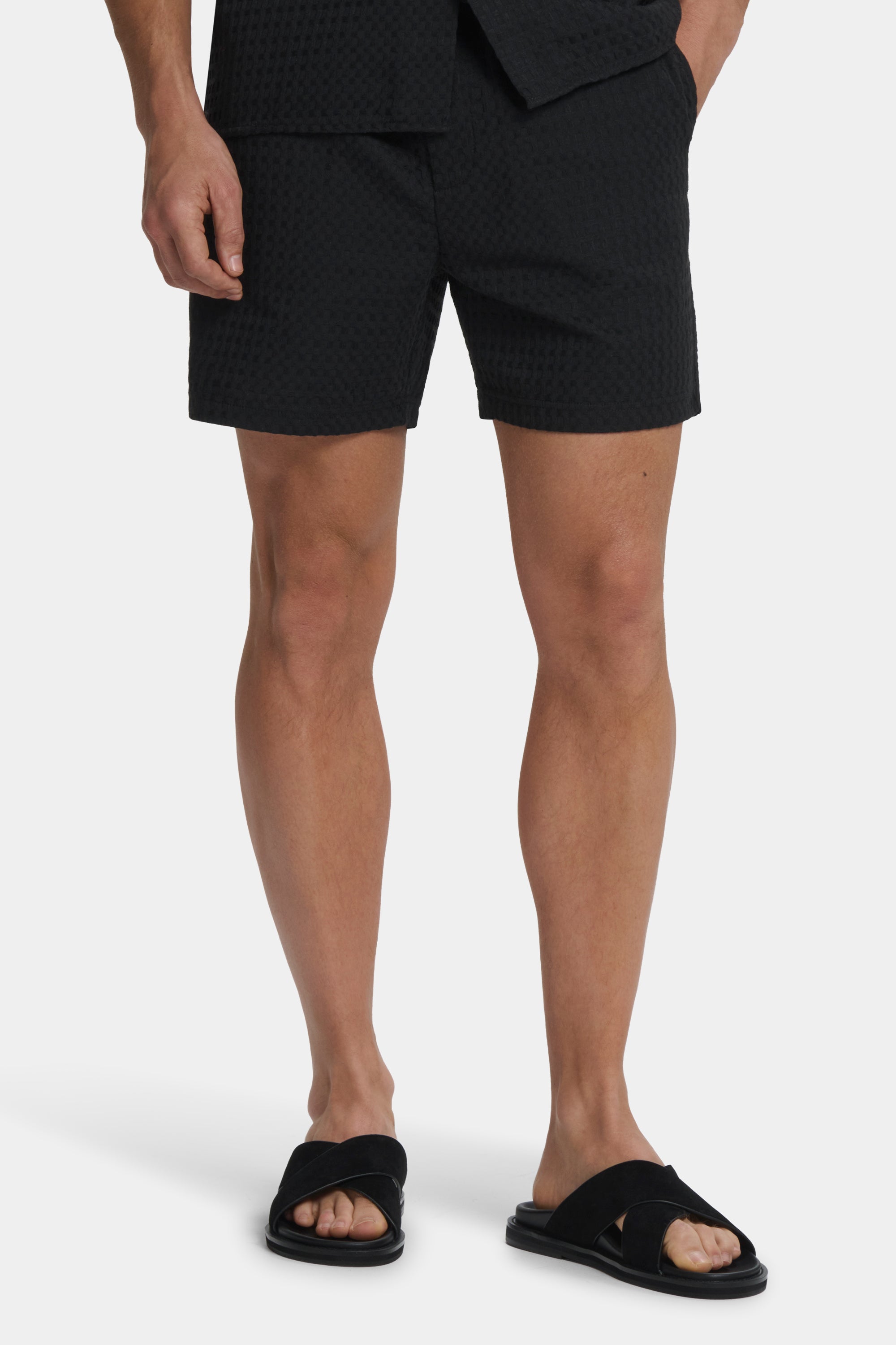 Perfectly Fitting Men's Shorts | ICON. AMSTERDAM US