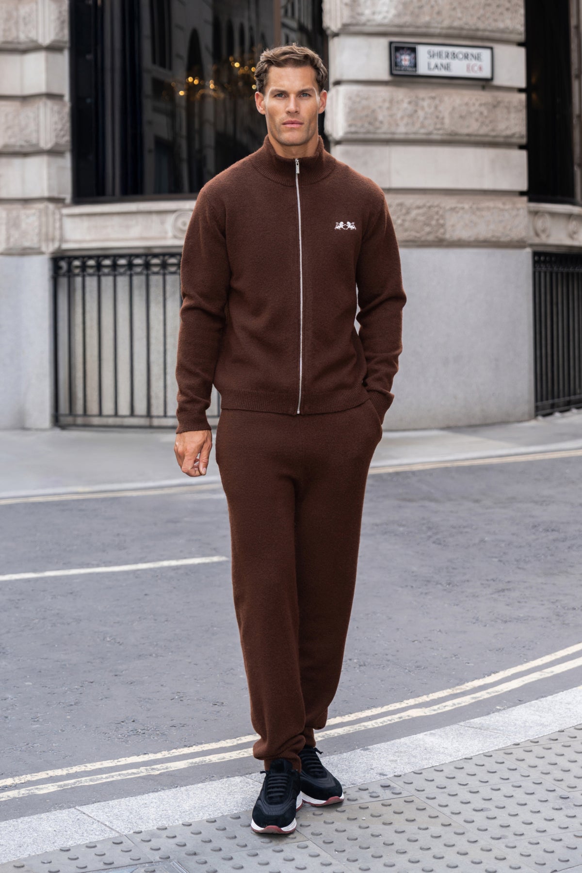 #color_Brown