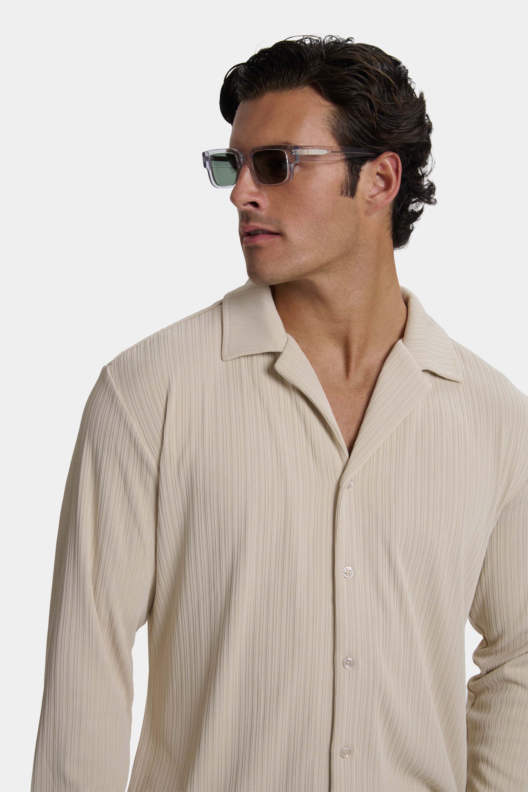 #color_Off White;did=1HGBaXbuQgHH2qLq2FNN7aH7oAXnIJ5P2