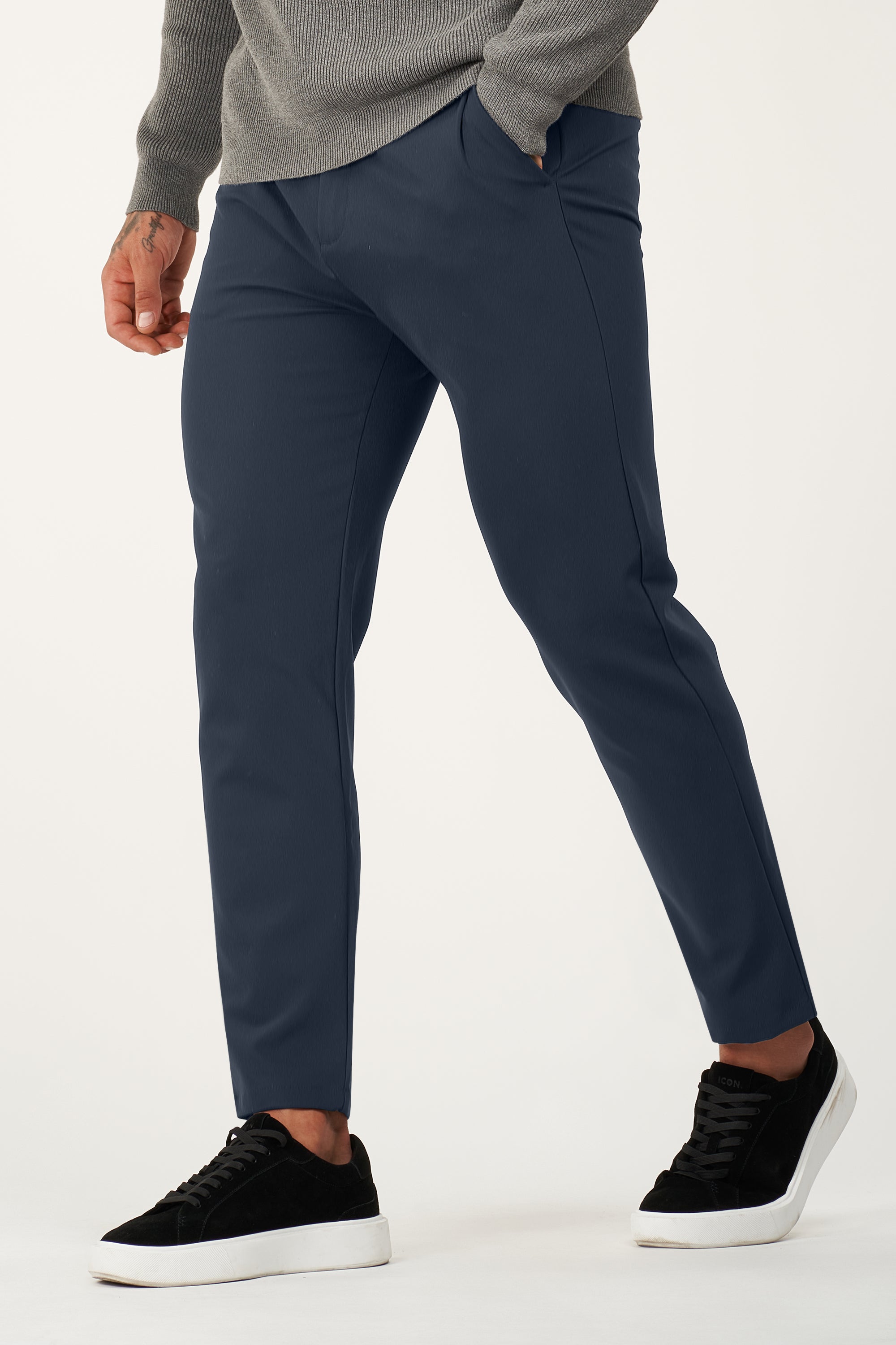 THE AMARI TROUSERS | ICON US
