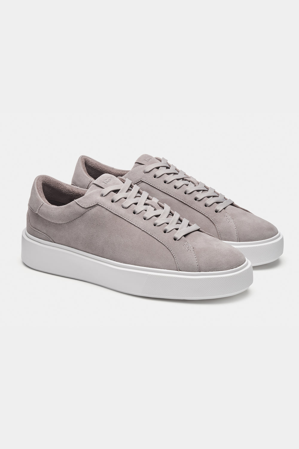 THE CLASSIC SUEDE TRAINER