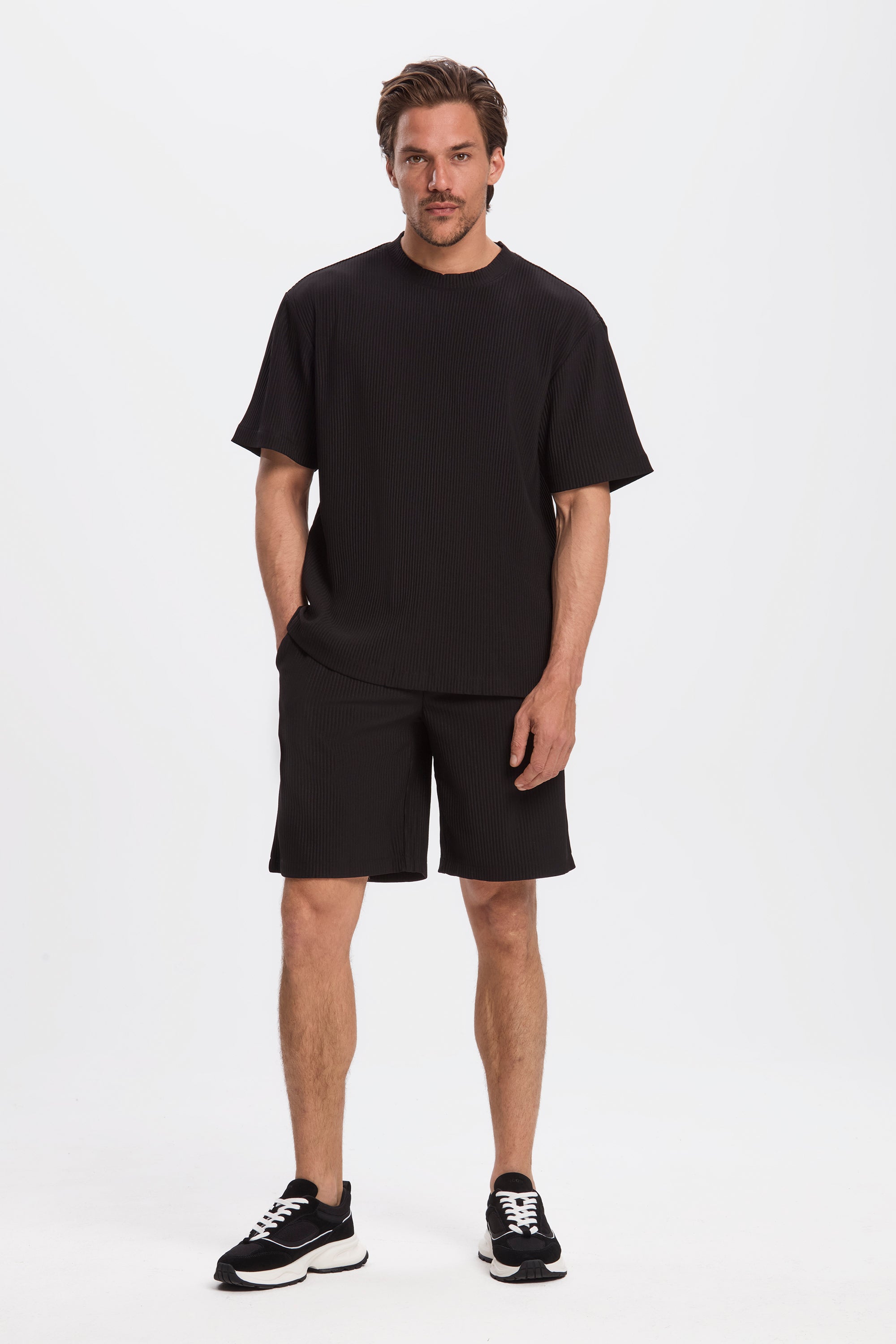 #color_Black